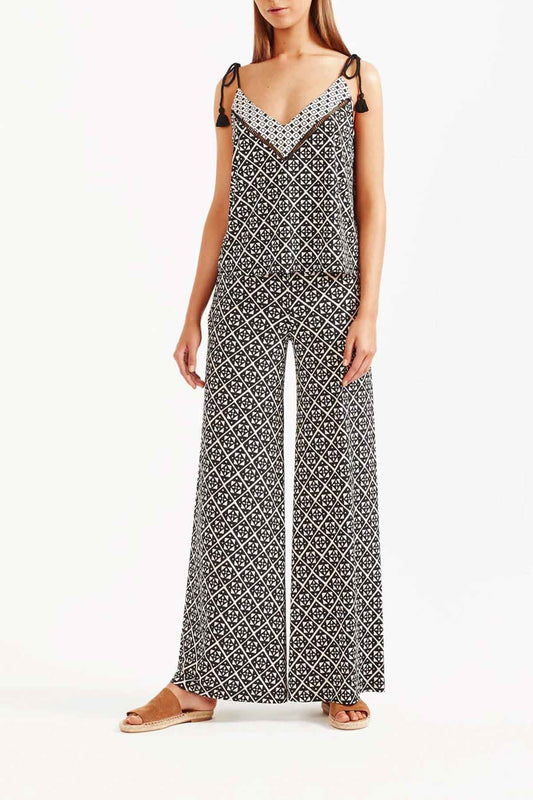 Karezi Cami Top - Bone/Black