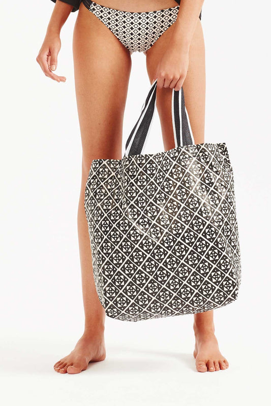 Tigerlily Karezi Tote Bag - Black